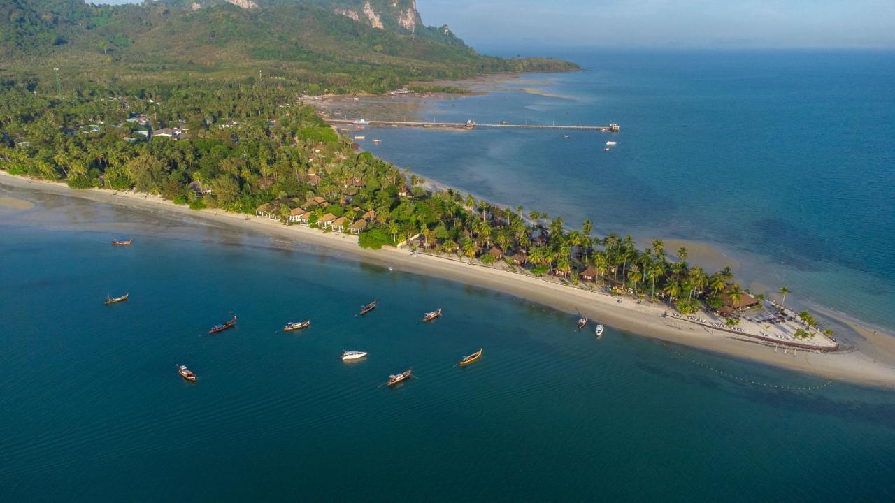 Pawapi Beach Resort Koh Mook Exterior photo